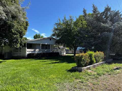 120 W Main Street, Henrieville, UT 84736