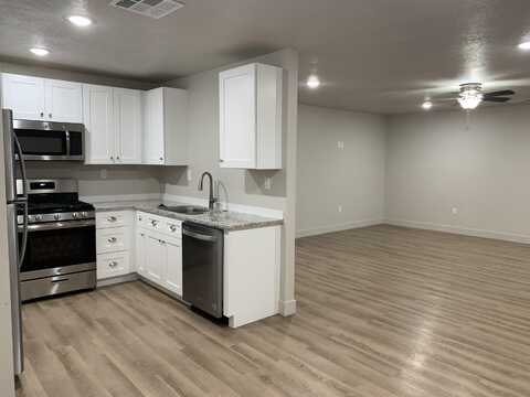 242 S 200 ST, Enterprise, UT 84725