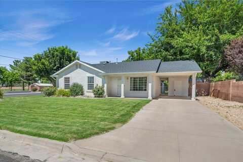 11 E 320 N, La Verkin, UT 84745