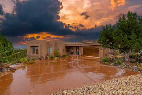 478 N Pinion Hills DR, Dammeron Valley, UT 84783