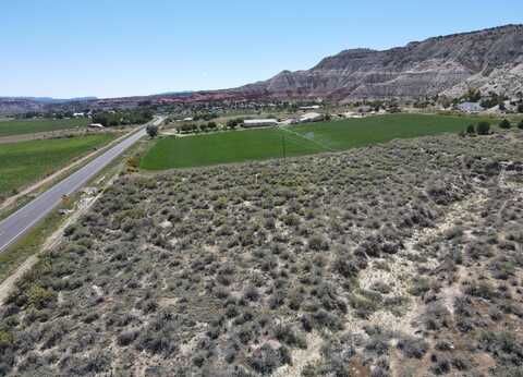 629 N Highway 12, Cannonville, UT 84718