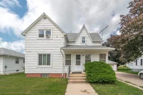 414 E 1st Street, Sumner, IA 50674