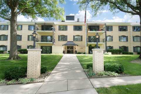 1925 Westchester Rd. #308, Waterloo, IA 50701