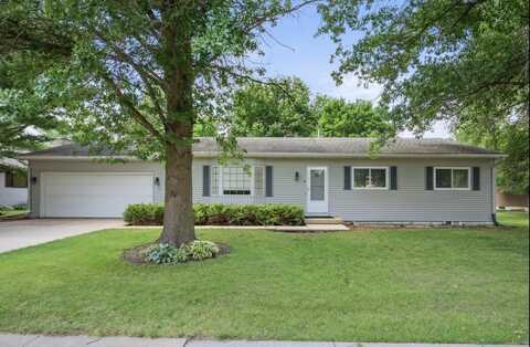 1726 Dakota Drive, Waterloo, IA 50701