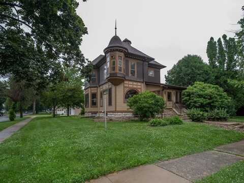 903 Oak Street, Osage, IA 50461