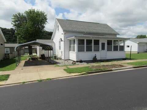 814 S 1st Street, Guttenberg, IA 52052