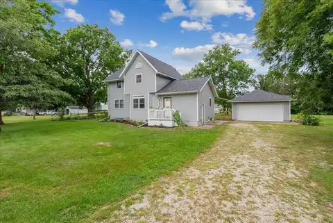 31803 Dodge Ave, Aplington, IA 50604