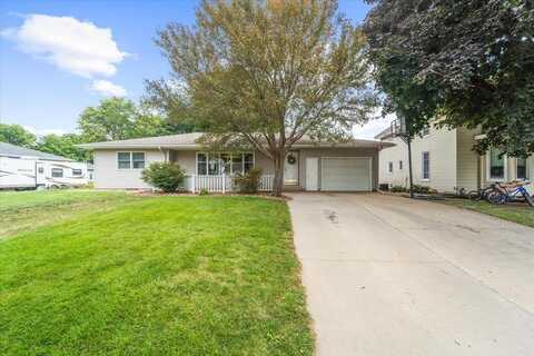 1003 I Avenue, Grundy Center, IA 50638