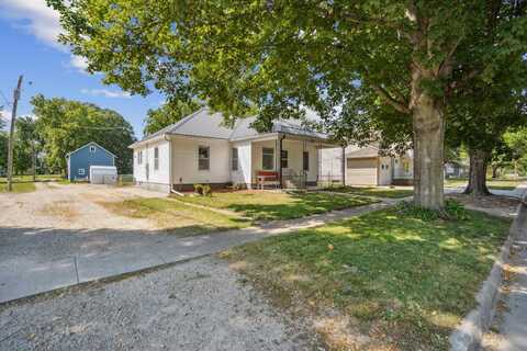 215 W Greene Street, Clarksville, IA 50619