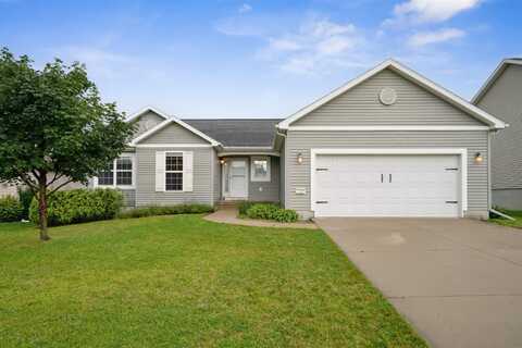 1208 Amelia Drive, Cedar Falls, IA 50613