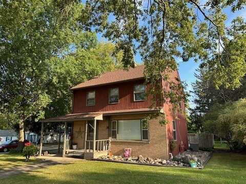 701 5th Avenue, Charles City, IA 50616