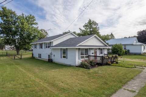 720 A Avenue, Sumner, IA 50674