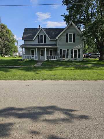 821 Water Street, New Hartford, IA 50660