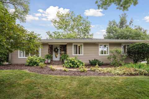 132 River Ridge Road, Cedar Falls, IA 50613