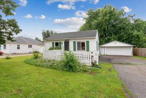 144 E Gilbert Drive, Elk Run Heights, IA 50707