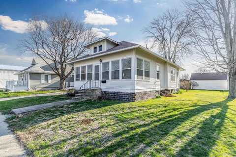 706 4th Street, Grundy Center, IA 50638