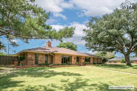 4500 WEEKS PARK LANE, Wichita Falls, TX 76308