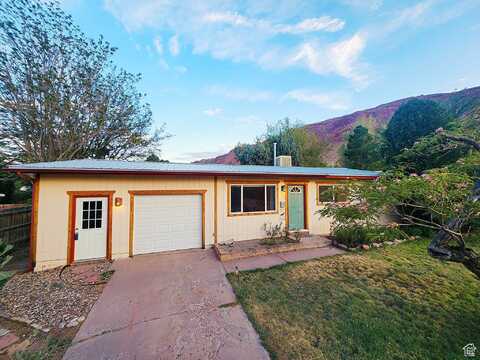 233 ASPEN AVE, Moab, UT 84532