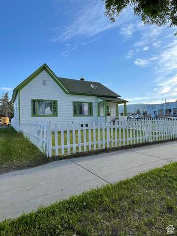 736 S WASHINGTON ST, Montpelier, ID 83254