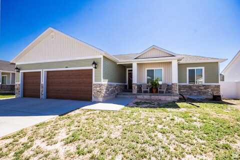 889 S 300, Vernal, UT 84078