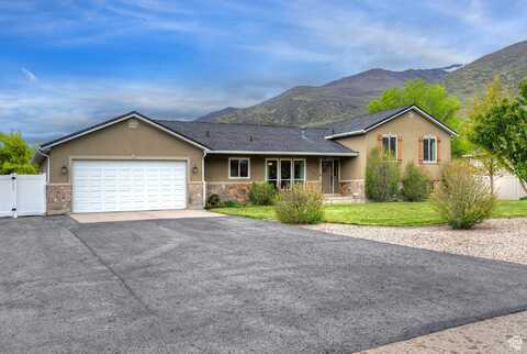 1188 N 700, Farmington, UT 84025