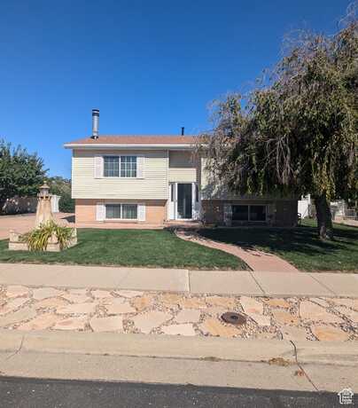 3432 W BRETT AVE, West Valley City, UT 84119