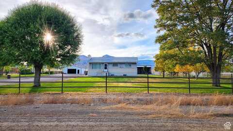 65 N MCFADDEN RD, Huntington, UT 84528