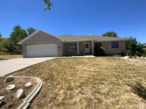 576 OAKRIDGE DR, Tooele, UT 84074