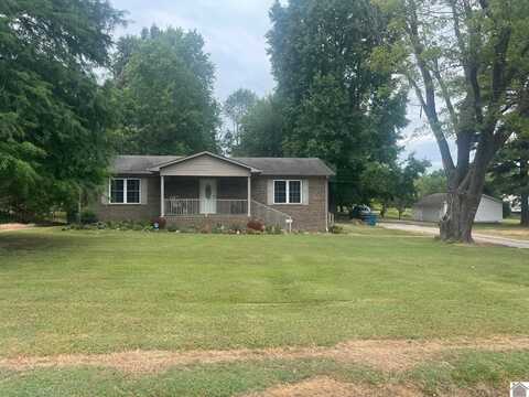 63 Road Street, Bardwell, KY 42023