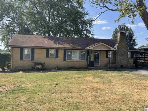 3207 Greenwood Dr, Hopkinsville, KY 42240