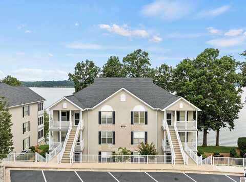 600 Moon Bay Drive  Unit #6, Kuttawa, KY 42055