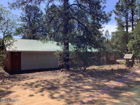 2765 Elliotts Place, Overgaard, AZ 85933