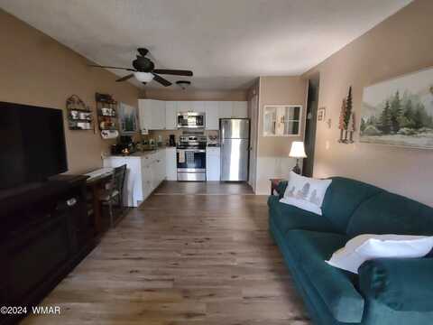 2700 S White Mountain Road, Show Low, AZ 85901