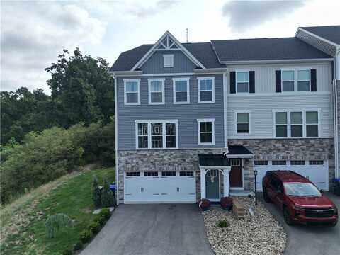 111 Moyer Hill Dr, Cranberry Twp, PA 16066