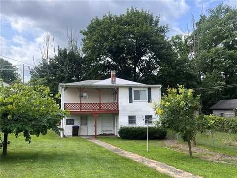 1015 Webster St, Farrell, PA 16121