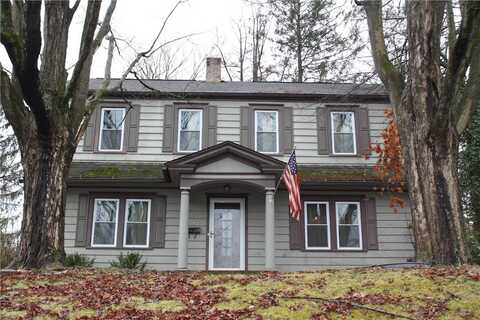 694 Chestnut Street, Meadville, PA 16335