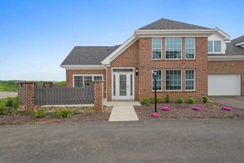 1554 Parkwood Pointe Dr, Crescent, PA 15046