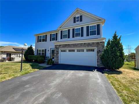 122 Leslie Farms Dr, Connoquenessing, PA 16033