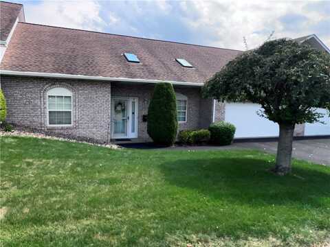 2750 Iowa Dr, Lower Burrell, PA 15068