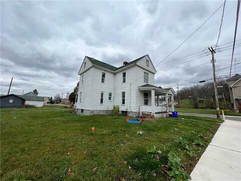 737 Countyline St, New Castle, PA 16101