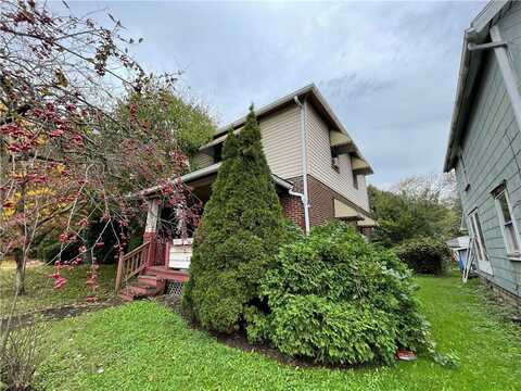 604 Stambaugh Ave, Sharon, PA 16146