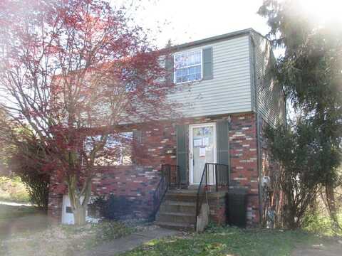 111 Central Ave, Versailles, PA 15137