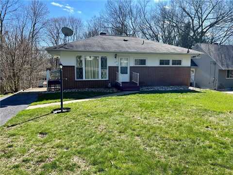 318 Lanewood Dr, Neshannock Twp, PA 16105