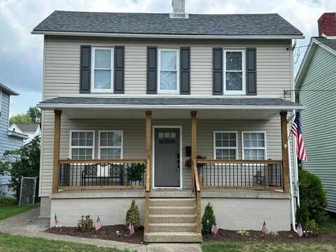 208 Delaware Ave, Scottdale, PA 15683