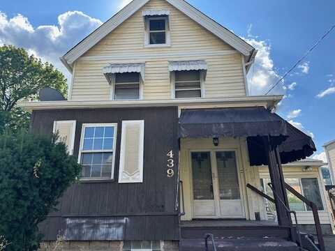 439 4th Ave, New Kensington, PA 15068