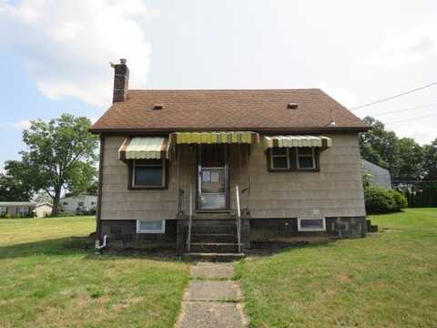 218 N Charles St, Harmony, PA 16063