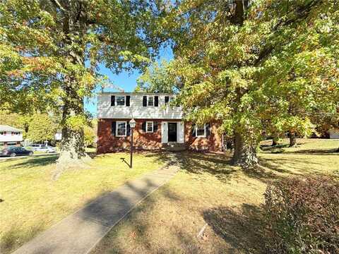 8444 Fox Ridge Rd, McCandless, PA 15237