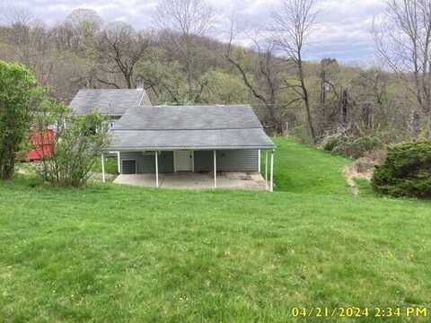 5579 Edwards Rd, Murrysville, PA 15668