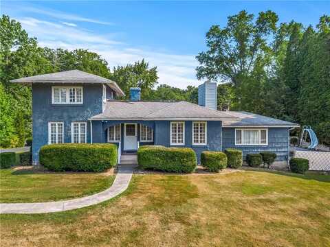 615 Lincoln Ave, Grove City, PA 16127