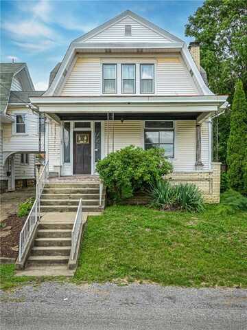 105 E Genessee St, Shaler, PA 15223